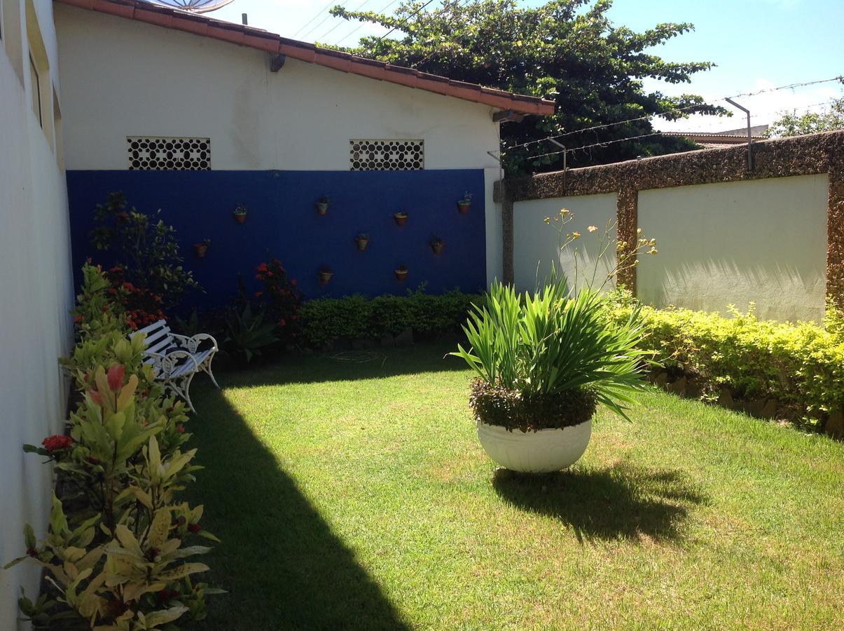 Hr Chales Pousada Itapemirim Exterior photo